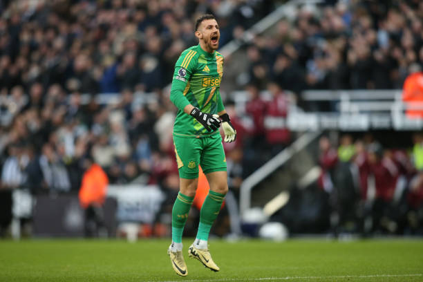 足球水平必 足球水平必