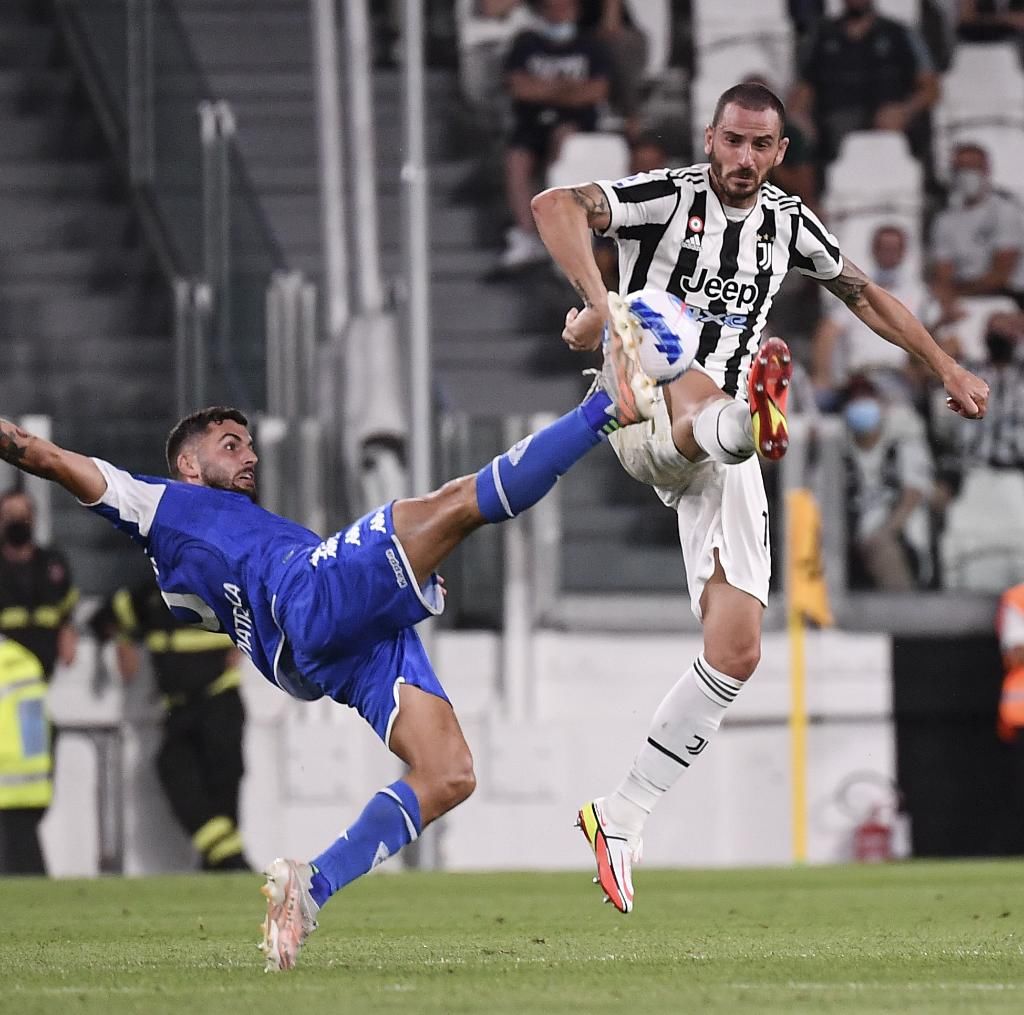 区吸引防守 区吸引防守