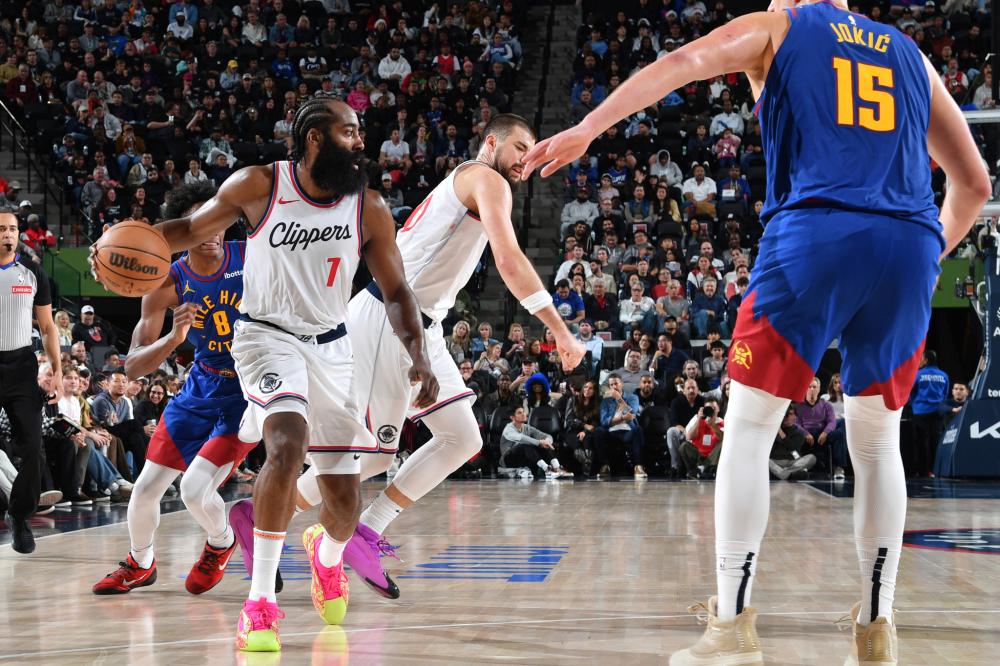 大球队在比 大球队在比